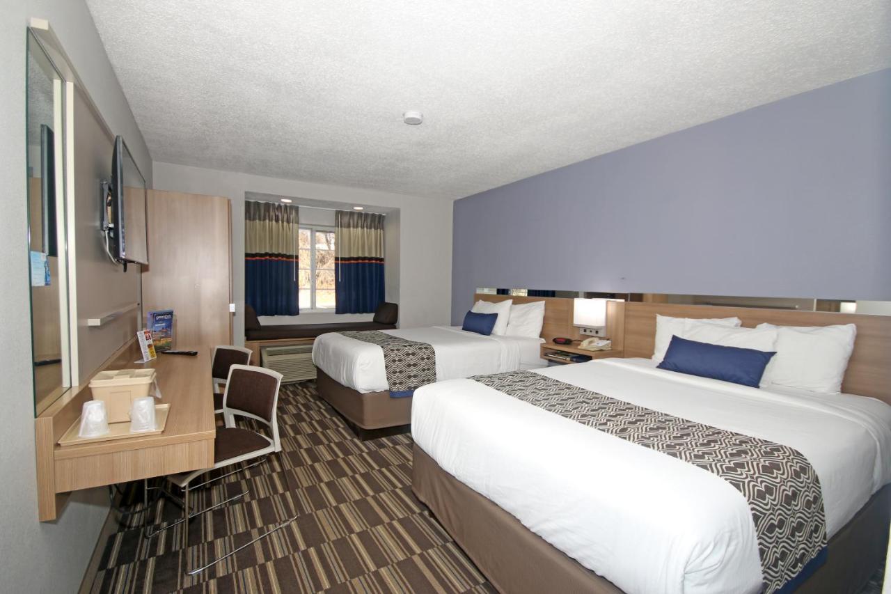 Hotel Microtel By Wyndham 2*