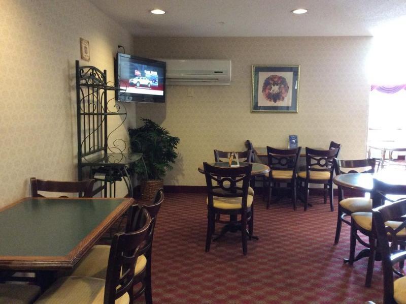 Microtel By Wyndham Hotel